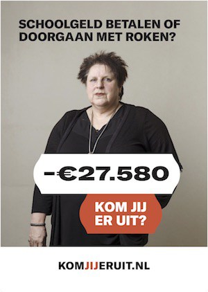 Karin op de poster van de campagne Kom uit je schuld. 