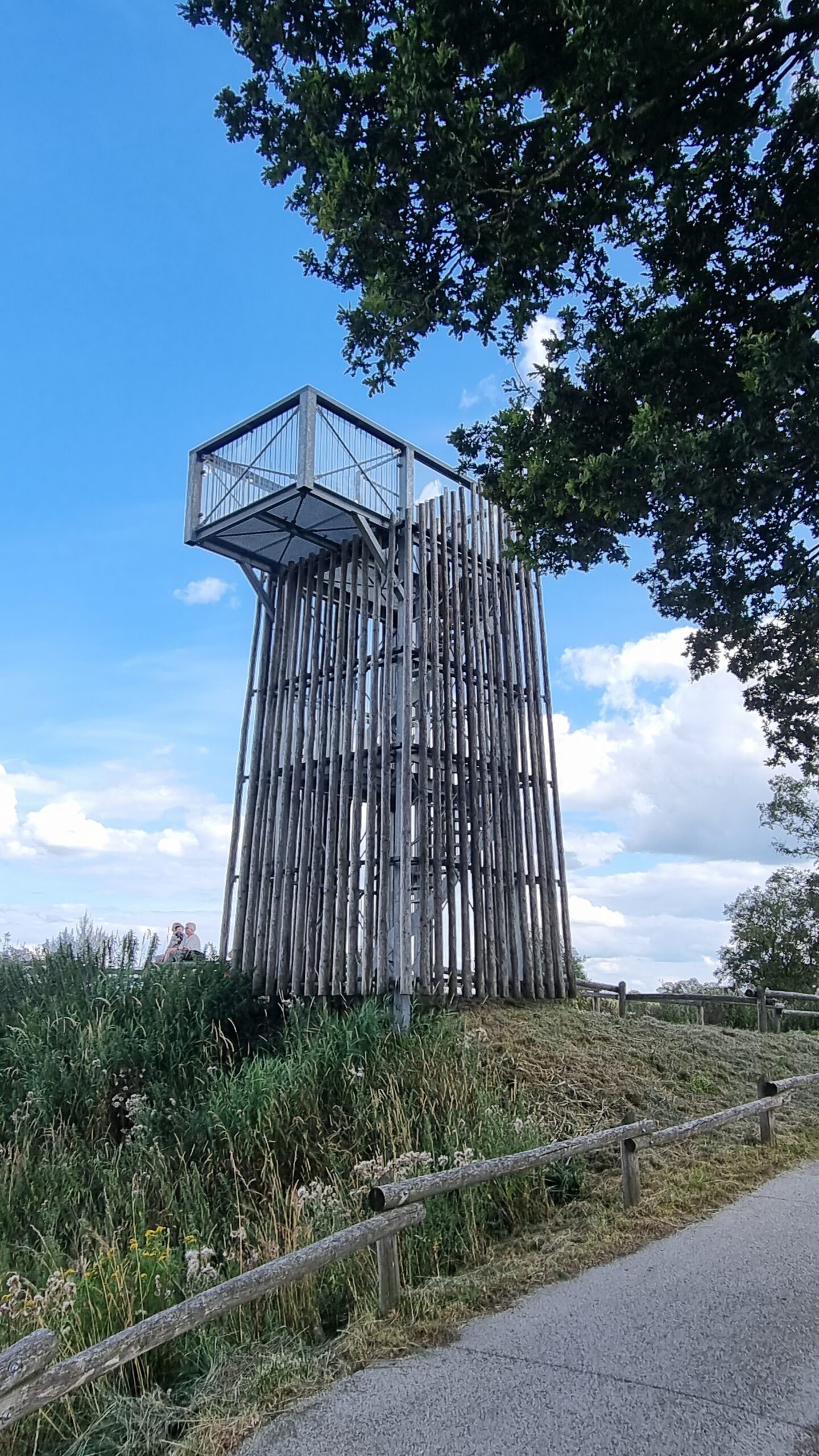 Uitkijktoren bij schaapskooi